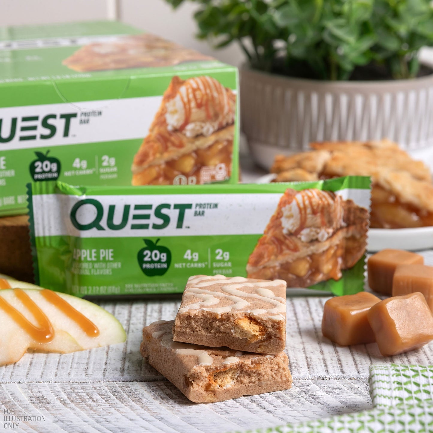 apple-pie-protein-bars-m4 qst-000647-apple-pie-protein-bars_4.jpg